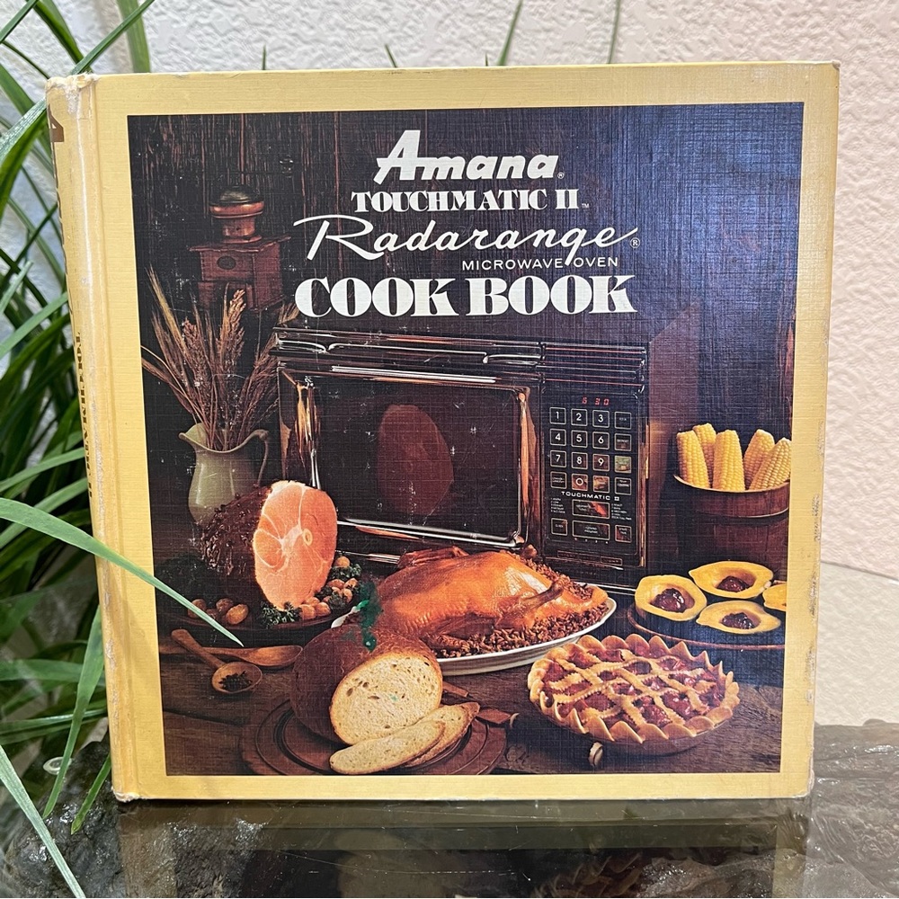 💥Vintage💥 1978 Amanda Touchmatic II Radarange Microwave Oven Cookbook